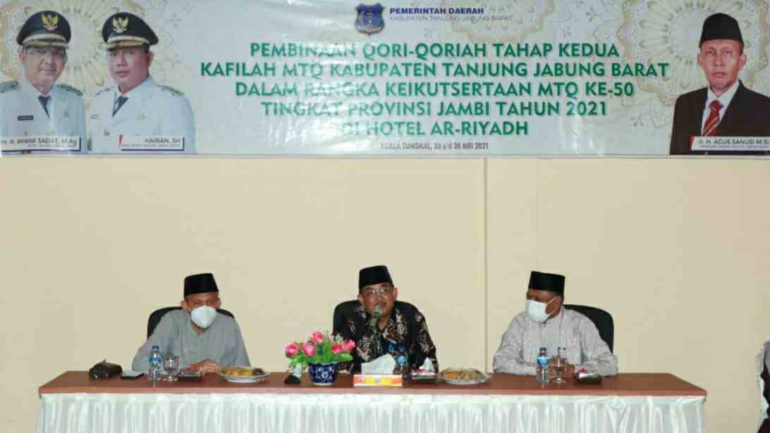 Bupati Tanjab Barat saat buka kegiatan pembinaan tahap kedua Qori Qoriah