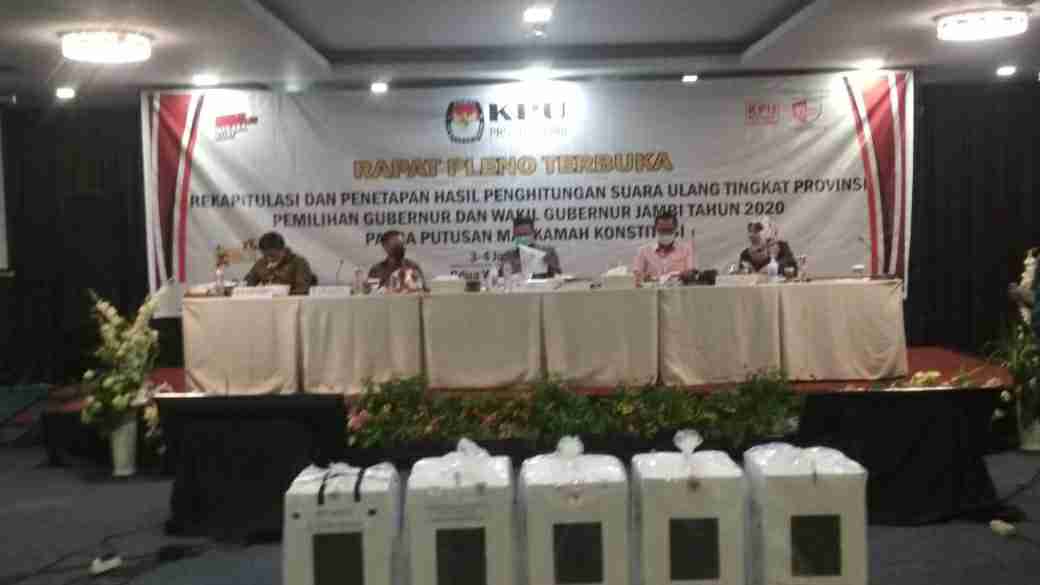 Pleno rekapitulasi PSU Pilgub Jambi oleh KPU Provinsi Jambi