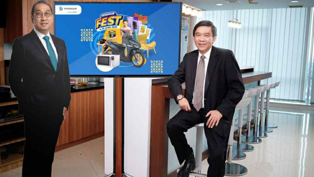 CEO FIFGROUP Margono Tanuwijaya (kanan) dengan Direktur Marketing FIFGROUP, Antony Sastro Jopoetro