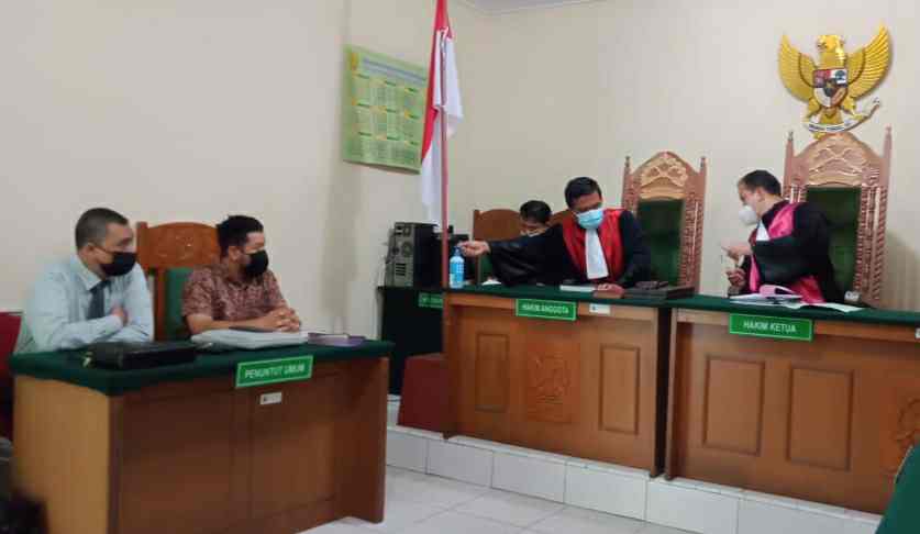 Sidang lanjutan gugatan WALHI Jambi di Pengadilan Negeri Jambi, Senin 21 Juni 2021