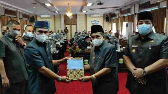 Paripurna penyampaian Ranperda pertanggungjawaban APBD tahun 2020 DPRD Sungai Penuh