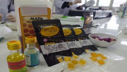 Permen anti Corona temuan mahasiswa Fakultas Farmasi UMP