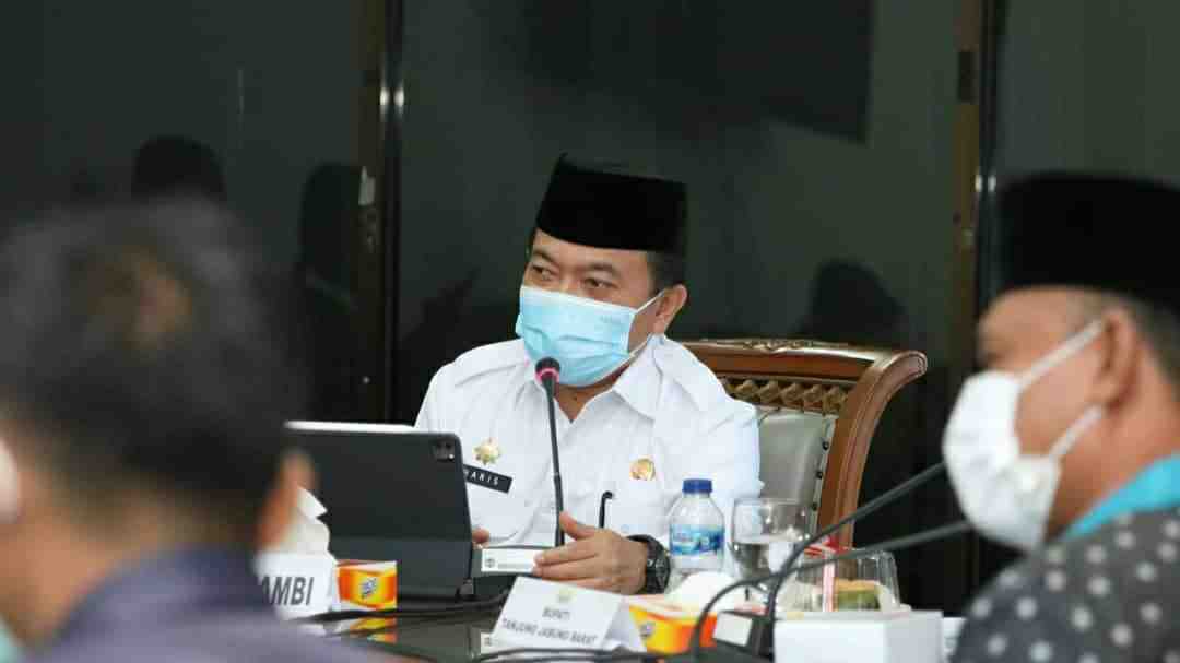 Gubernur Al Haris saat pimpin rapat persiapan MTQ ke-50 tingkat Provinsi Jambi
