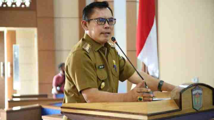Walikota Sungai Penuh, Ahmadi Zubir