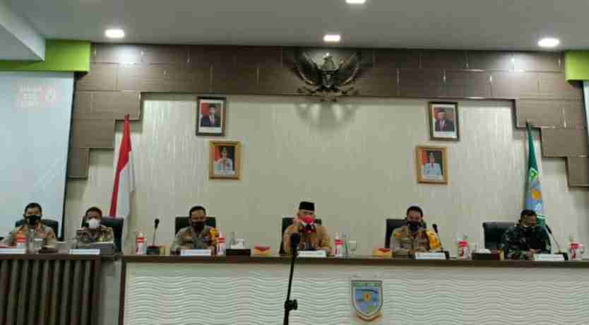 Konfrensi pers pengetatan PPKM Kota Jambi