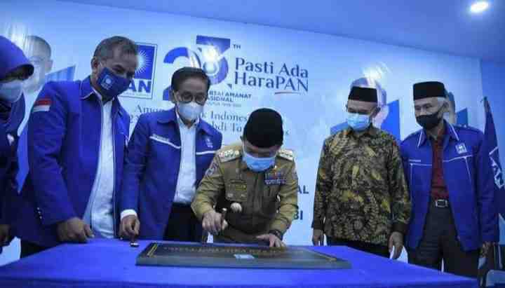 Gubernur Al Haris saat resmikan Rumah PAN Provinsi Jambi 