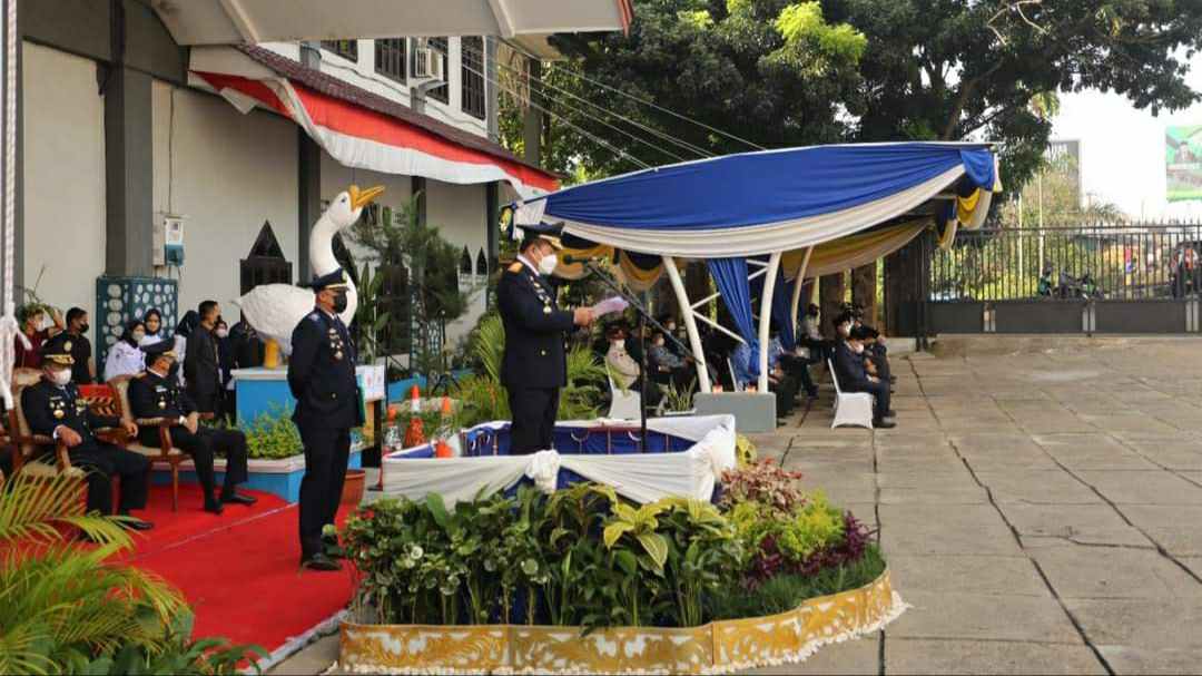 Gubernur Al Haris saat menjadi Irup Peringatan Harhubas 2021 di Terminal Alam Barajo