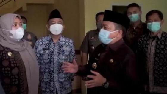 Kadis PUPR Jambi saat dampingi kunjungan Gubernur Al Haris ke RS Sungai Bahar