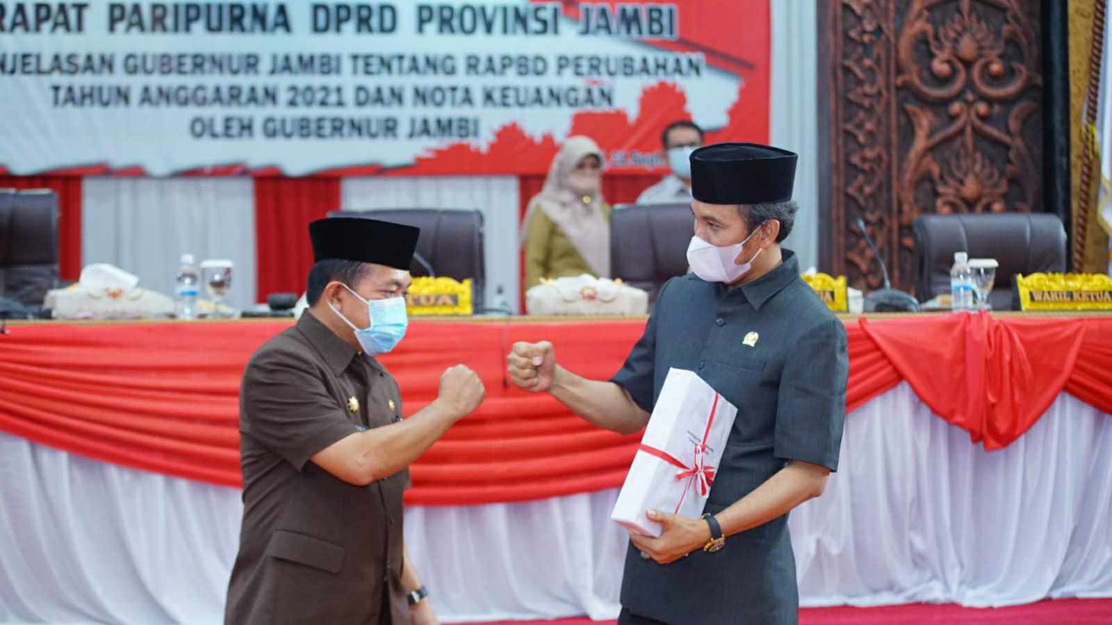 Gubernur Al Haris dan Ketua DPRD Provinsi Jambi  Edi Purwanto
