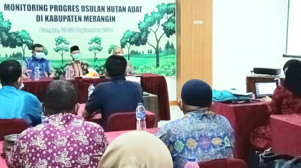 Bupati Mashuri saat hadiri monitoring progres  usulan hutan adat di Kabupaten Merangin