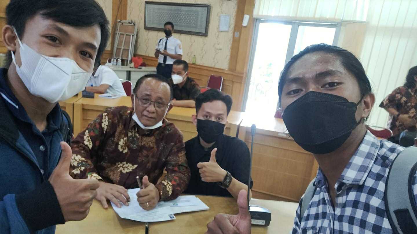 Kunjungan KAMMI Komisariat UNJA ke Prof Sutrisno 