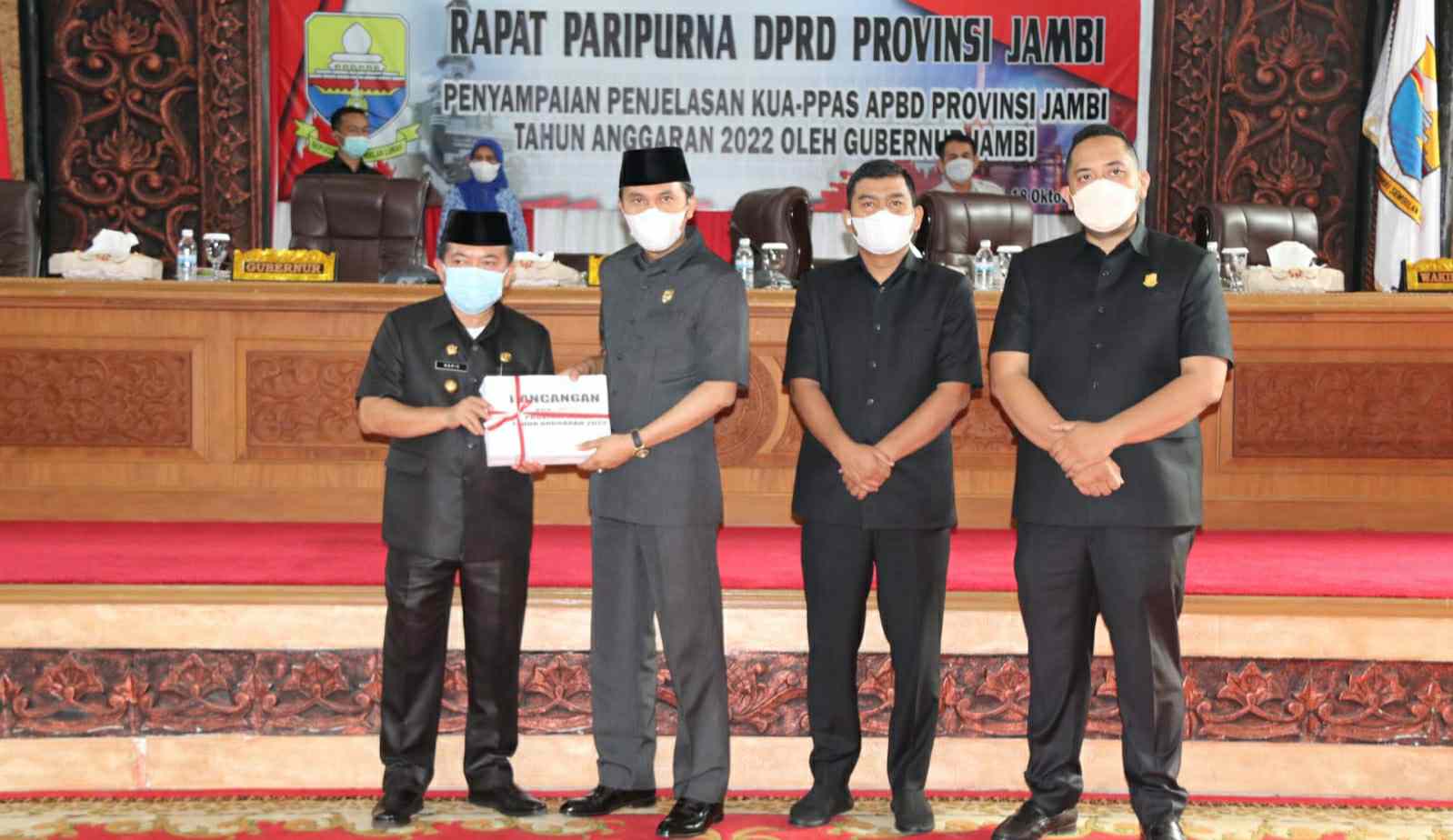 Gubernur Al Haris saat hadiri rapat paripurna DPRD Provinsi Jambi