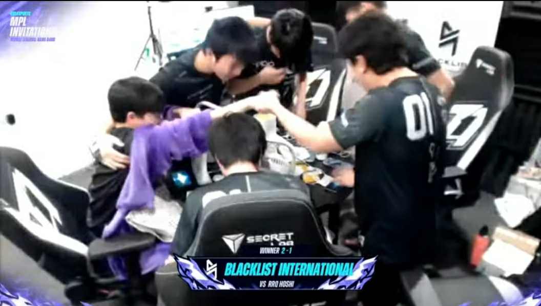 Blacklist International saat bertanding melawan RRQ Hoshi 