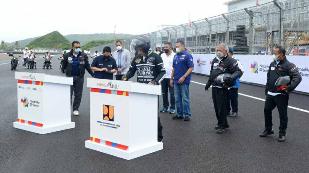 Presiden Jokowi saat resmikan Sirkuit Mandalika