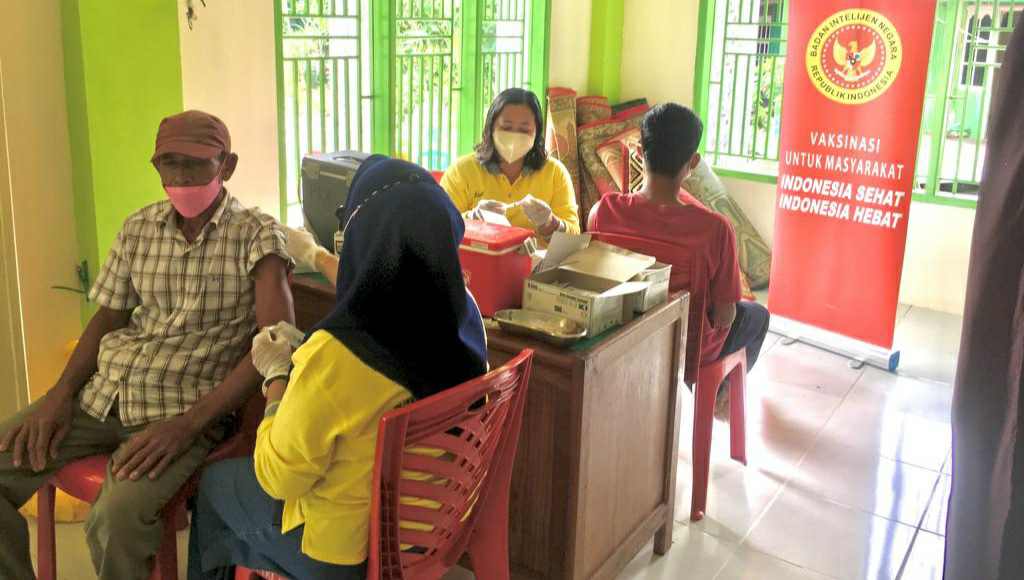 Vaksinasi BIN Daerah Jambi bersama Puskesmas Tungkal II di Sungai Nibung