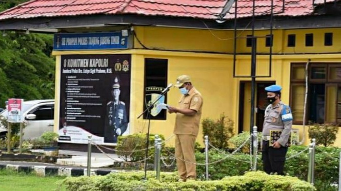 Bupati Romi saat pimpin apel operasi zebra