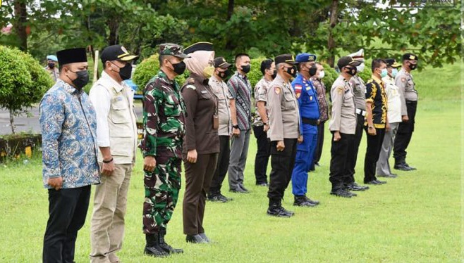 Wabup Robby saat ikuti apel gelar pasukan