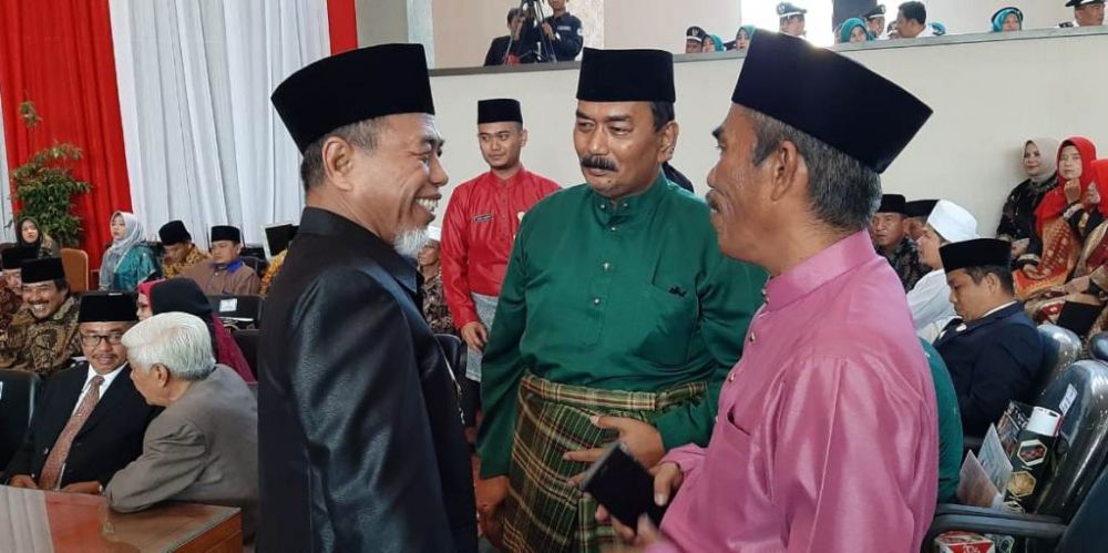 Wakil Bupati Merangin, Mashuri saat menghadiri HUT Kabupaten Dhamasraya ke-16 