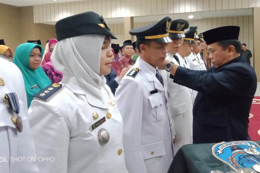 Bupati Merangin, Al Haris saat lakukan pelantikan
