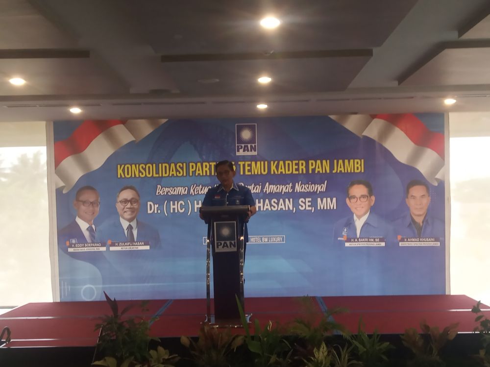 Ketua DPW PAN Provinsi Jambi, H. Bakri saat berikan sambutan