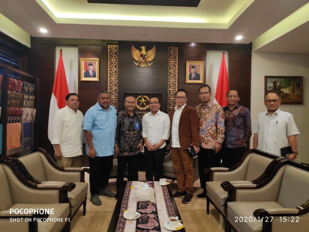 Mensesneg Pratikno dan Panitia HPN 2020