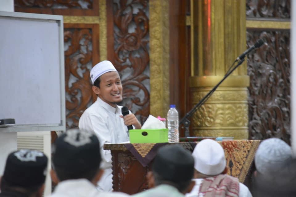 Ustadz Dr. KH. Zainul Arifin, M.Ed, MA