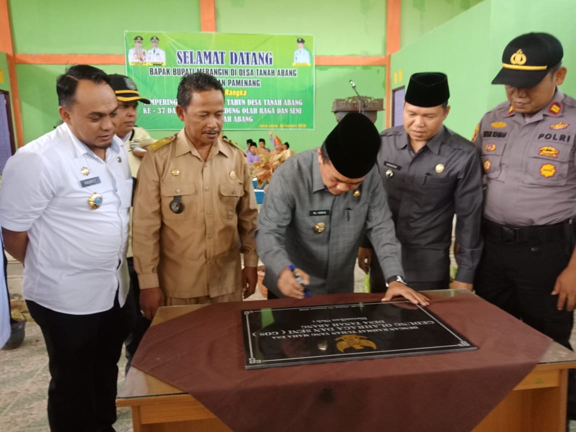 Bupati Al Haris saat hadiri HUT Desa Tanah Abang ke-37