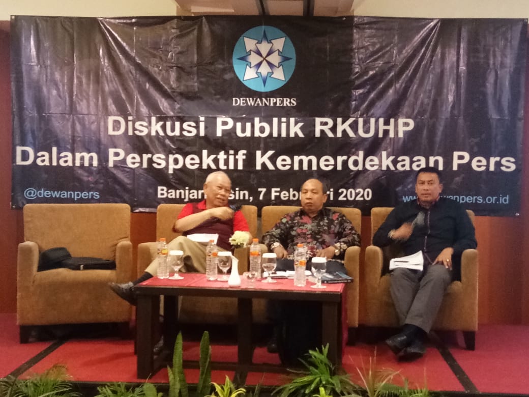 Diskusi Publik KUHP Dalam Perspektif Kemerdekaan Pers di HPN 2020 Kalsel 