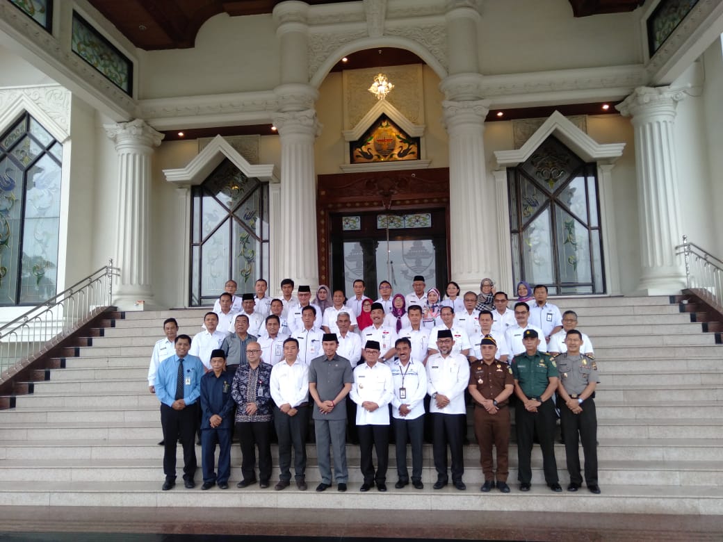 Gubernur Fachrori usai Pencanangan Sensus Penduduk Tahun 2020 
