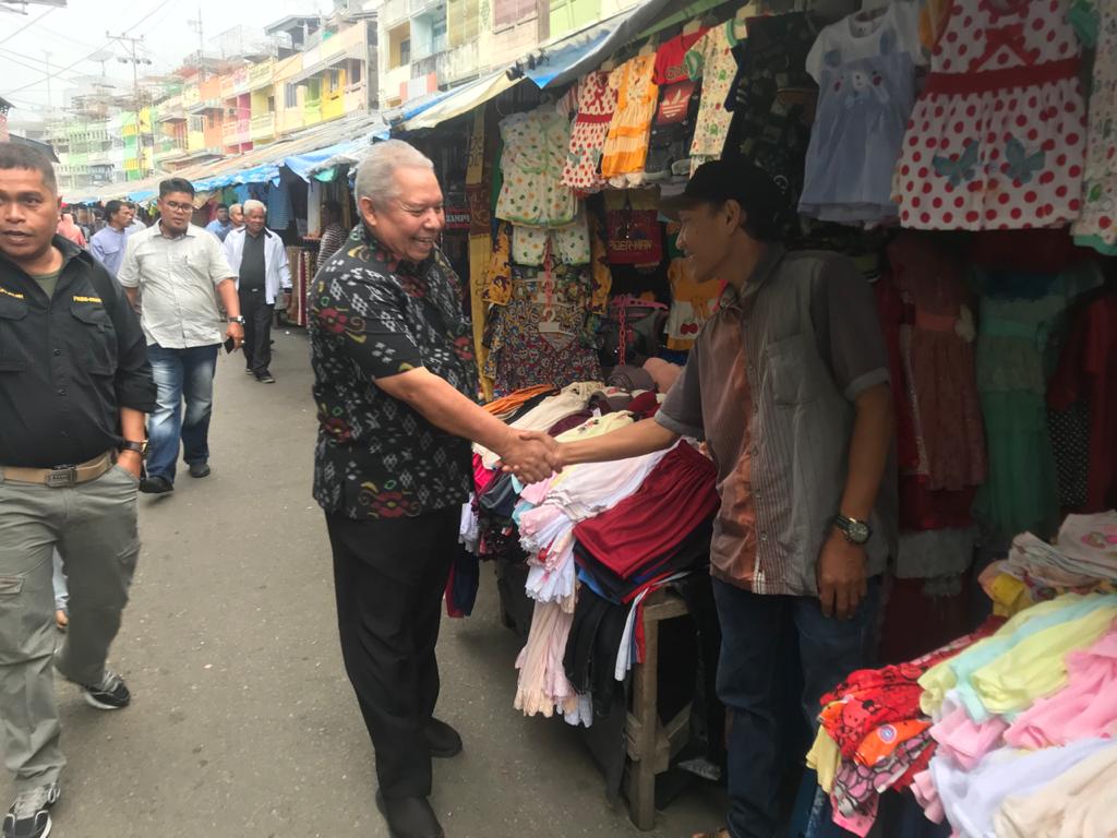 Bacagub Jambi, Safrial saat blusukan di Pasar Gang Siku 