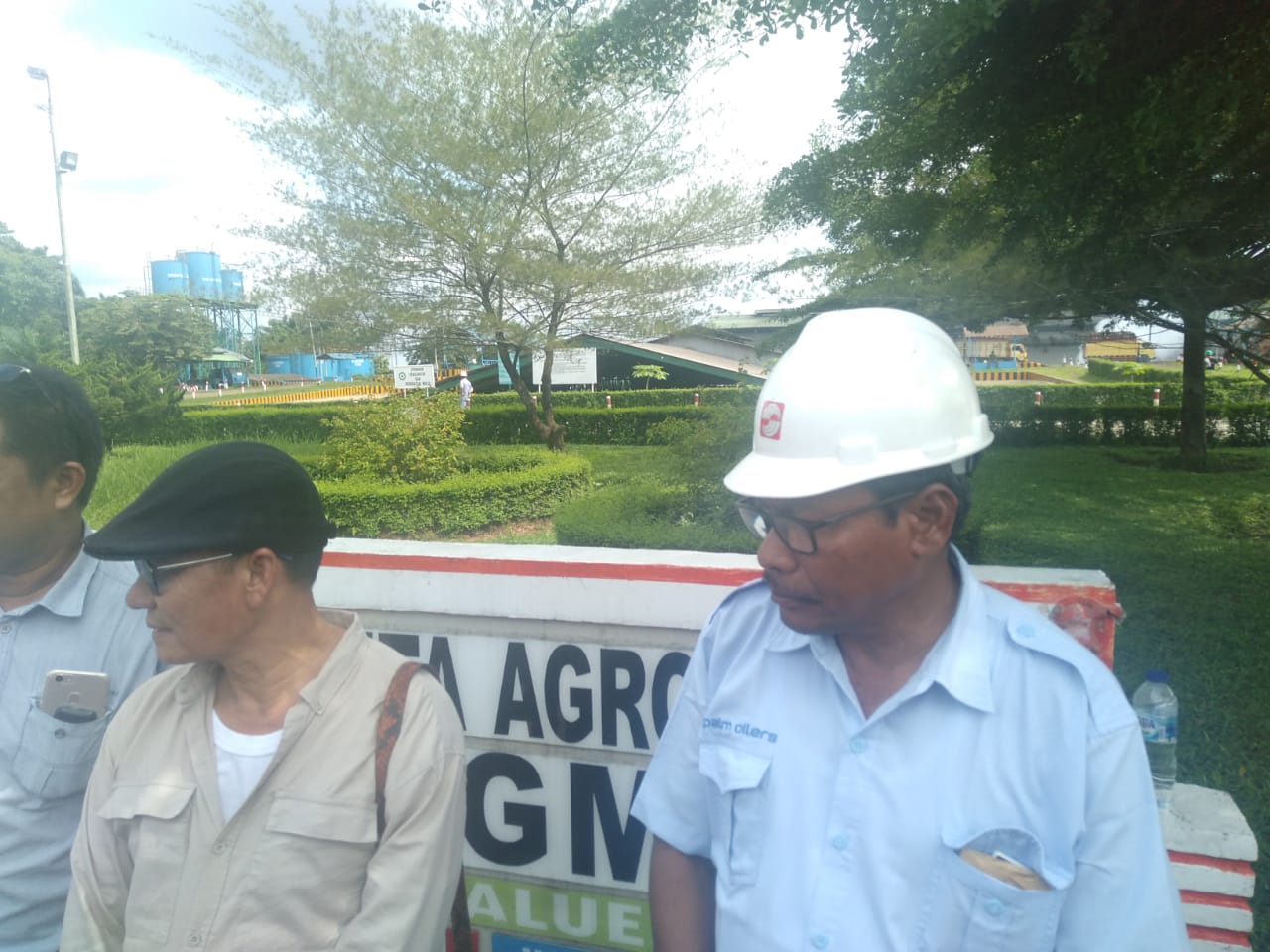 Pihak manajemen PT KDA saat berikan penjelasan 