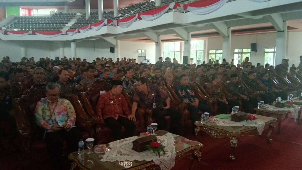 Bupati Merangin, Al Haris saat hadiri Raker percepatan penyaluran dana desa