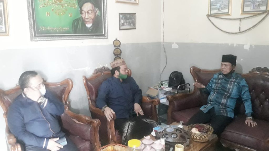 Syafril Nursal saat bersilaturahmi dengan FKPP Jambi