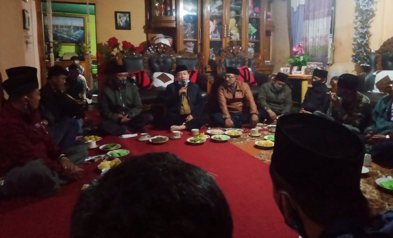 Al Haris saat silaturahmi di kediaman Muhamad Khairul Huda di Kersik Tuo