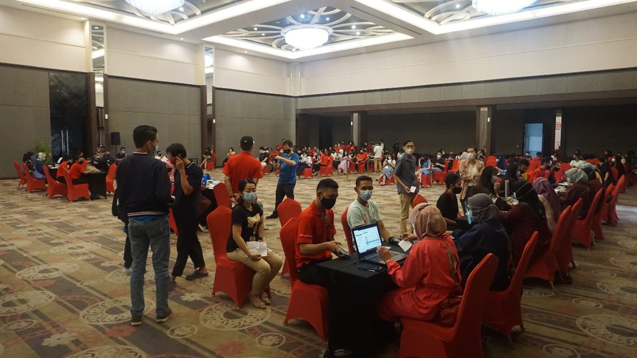 Vaksinasi Covid-19 tahap kedua Swiss-Belhotel Jambi