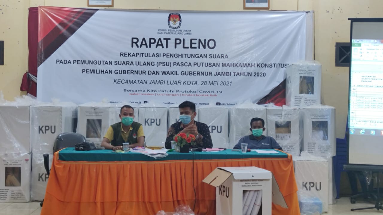 Rapat pleno PPK Jaluko 