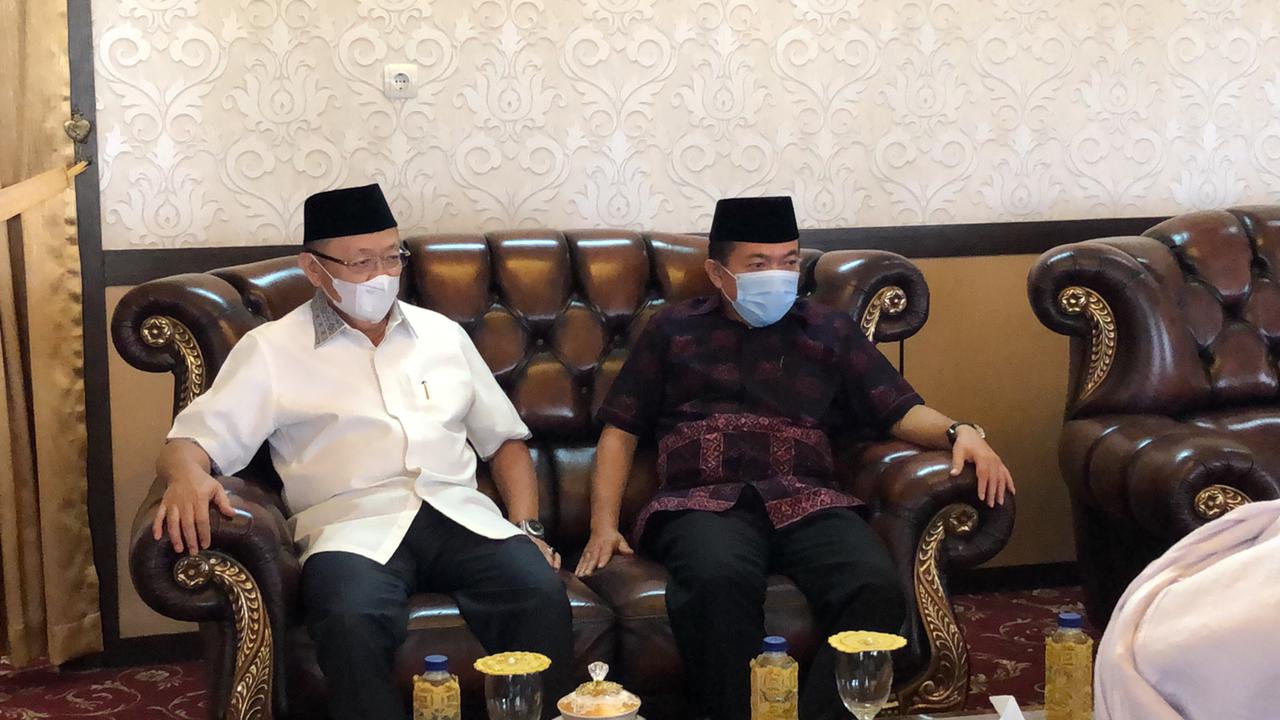 Al Haris saat bersilaturahmi ke kediaman Cek Endra