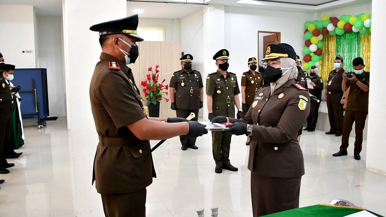 Pelantikan Kajari Merangin, Muaro Jambi dan Koordinator pada bidang pidana umum Kejati Jambi 