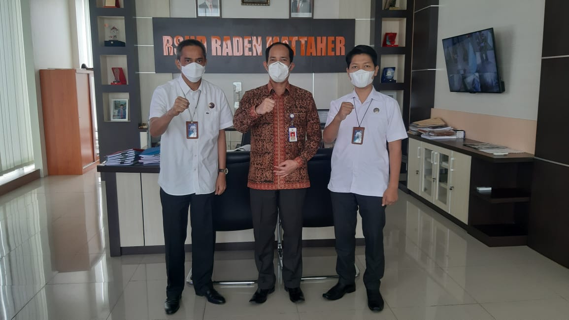 Jasa Raharja Jambi saat kunjungan ke RSUD Raden Mattaher Jambi