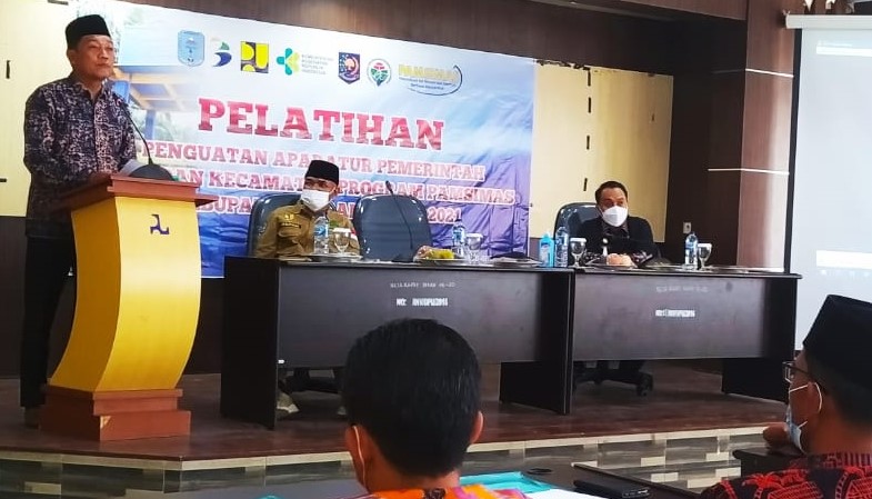 Sekda Fajarman saat buka Pamsimas Merangin