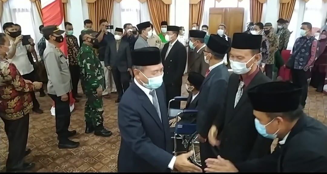 Bupati Mashuri saat lantik pejabat eselon II Pemkab Merangin