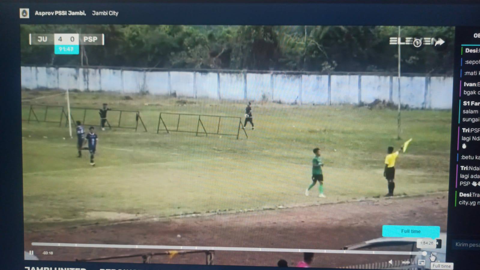 Jambi United saat berhadapan dengan Persikota Sungai Penuh 