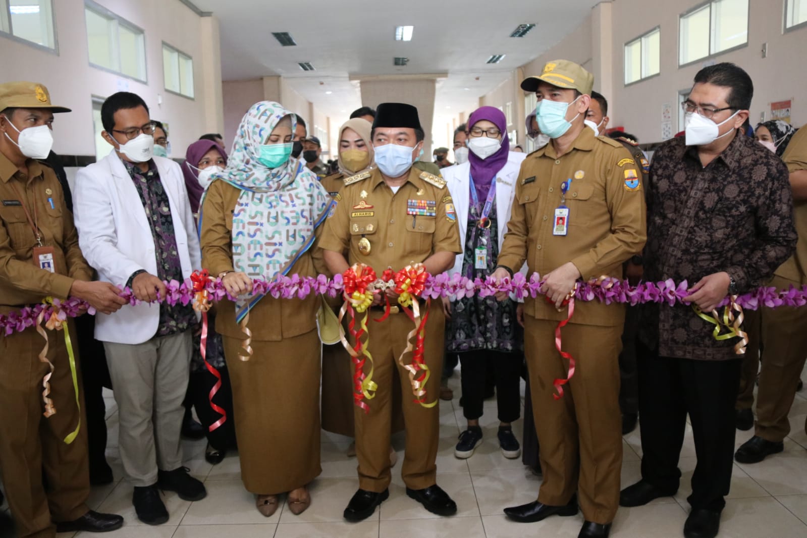 Gubernur Al Haris saat peresmian Unit Penanganan Stroke RSUD Raden Mattaher Jambi 