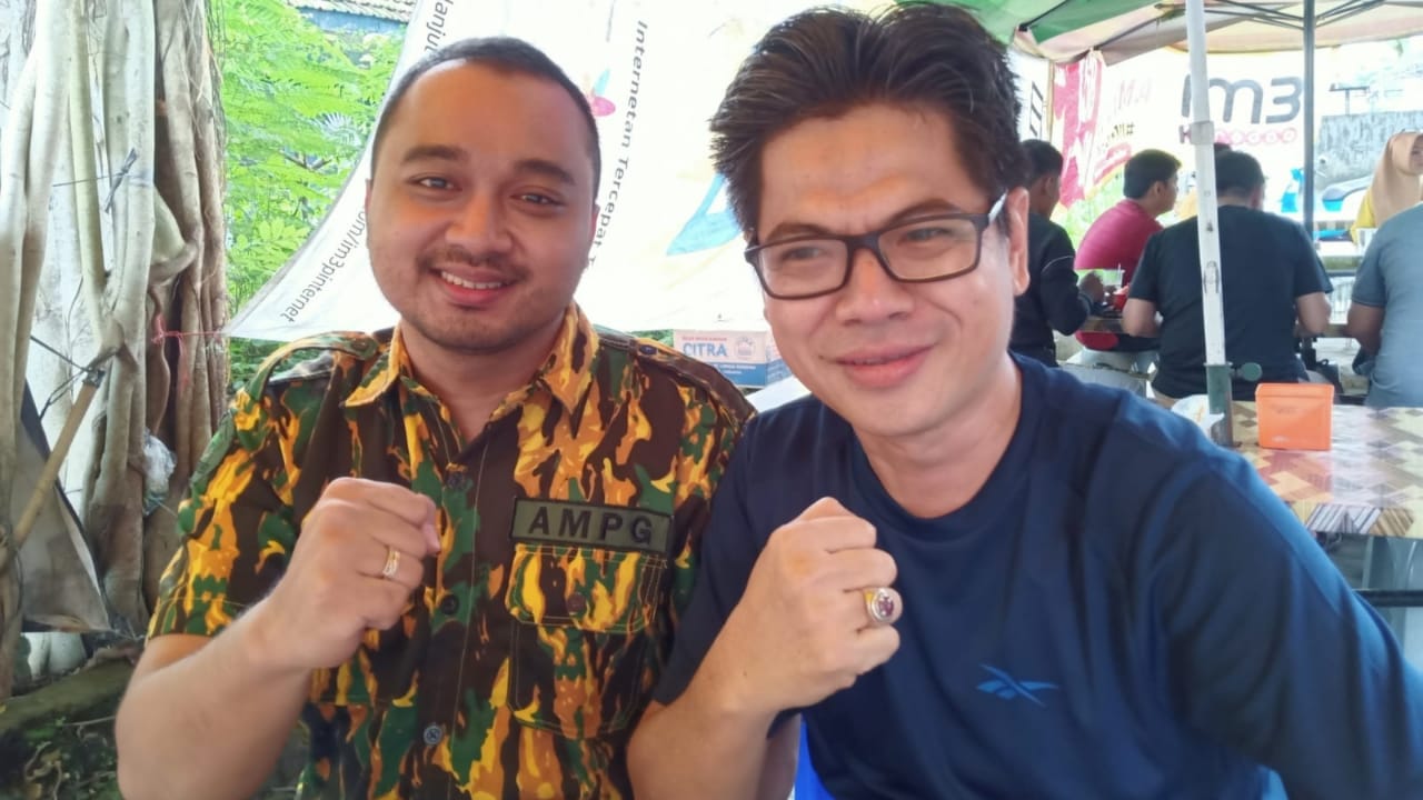 Ansori (kanan) dan Kahalis Mustiko