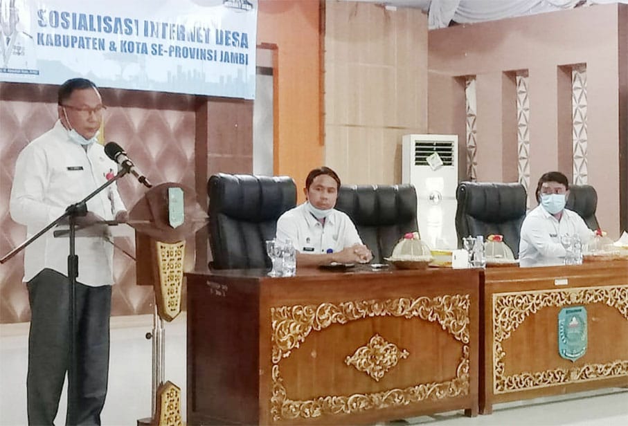 Sosialisasi internet desa di ruang pola Kantor Bupati Merangin 