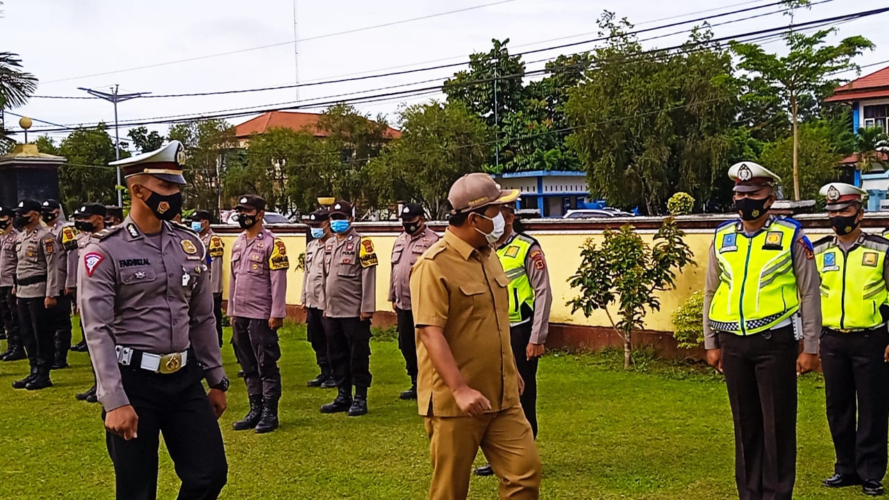 Bupati Romi saat pimpin apel gelar pasukan Operasi Siginjai 2022