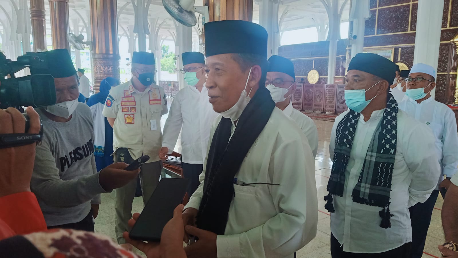 Wagub Abdullah Sani saat hadiri Isra Miraj di Masjid Agung Al Fallah Kota Jambi