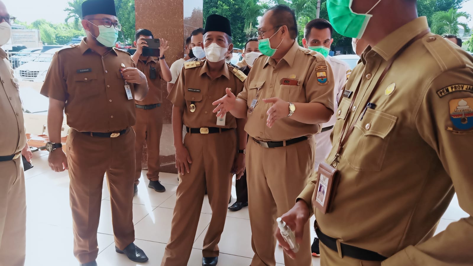 Wagub Abdullah Sani saat sidak di RSUD Raden Mattaher Jambi 
