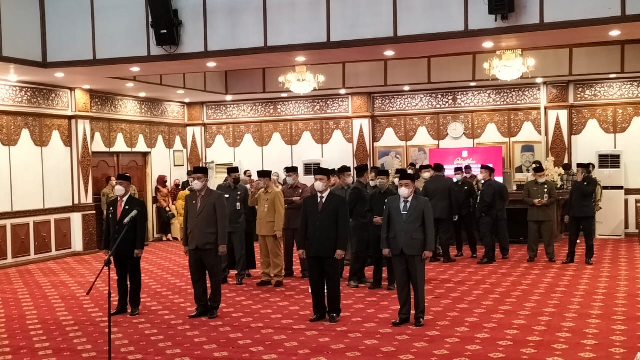 4 pejabat eselon II Pemprov Jambi yang dilantik oleh Gubernur Al Haris 