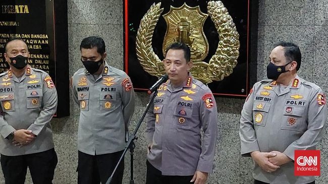 Kapolri saat ungkap kasus Brigadir J